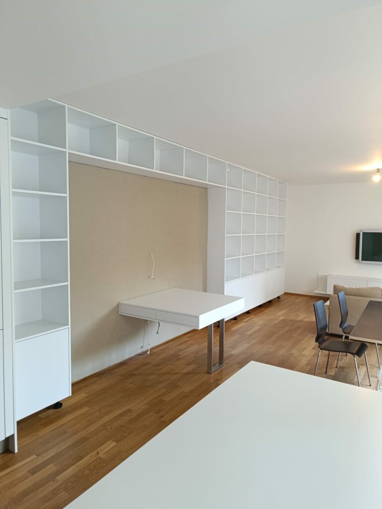 f5eca800-b1a6-4693-a033-d4296b0b9741